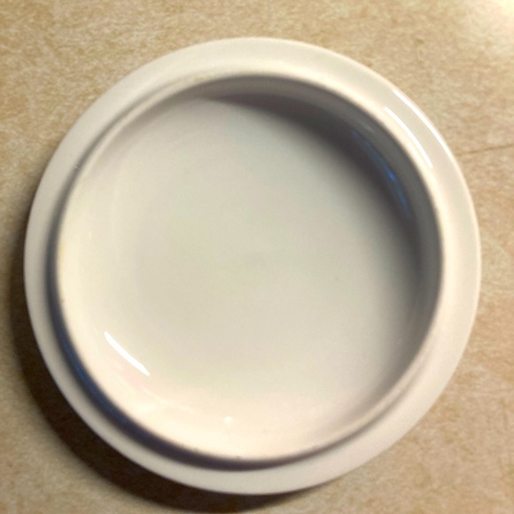 Villeroy & Boch porcelain trinket/tea/candy box EUC - Picture 4 of 6